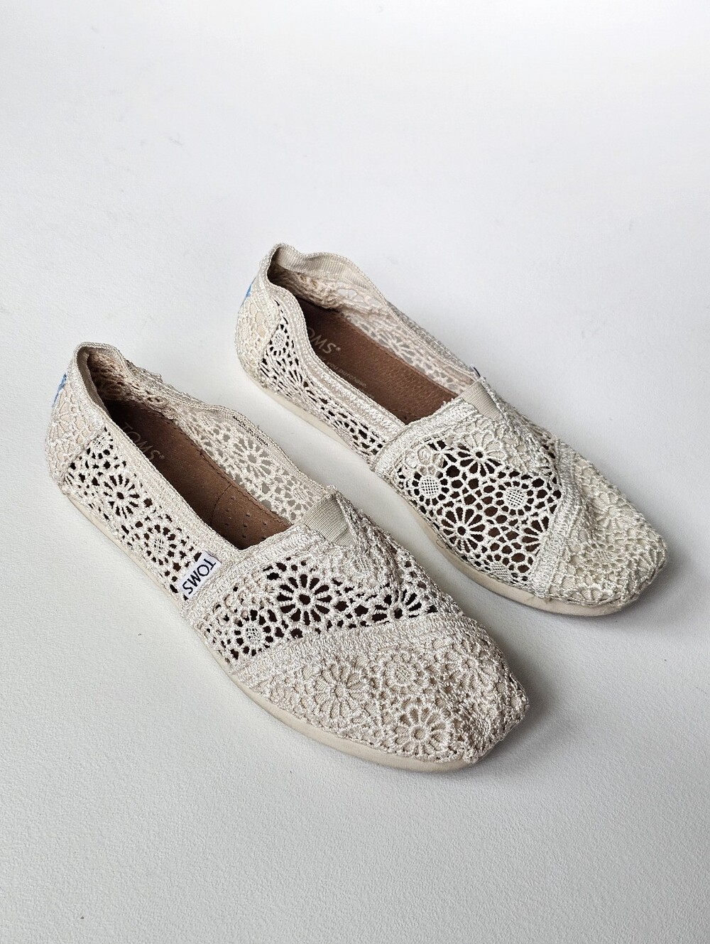 TOMS Alpargata Natural Moroccan Crochet Slip-On Flats Ivory Women's Size 6 - Picture 3 of 11